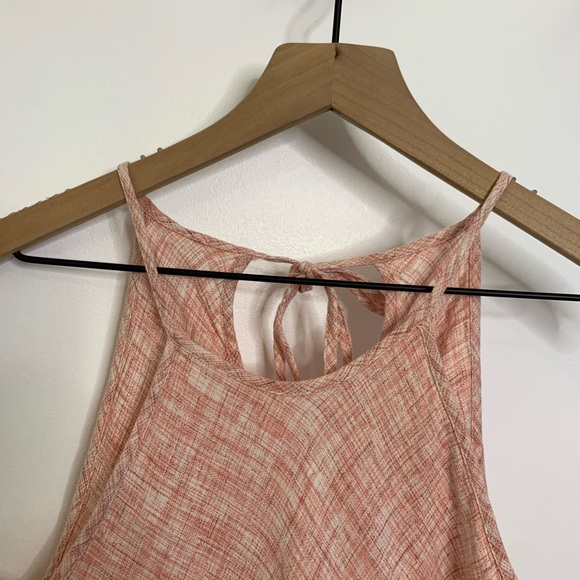 Cloth & Stone pink frayed halter tank top - Picture 2 of 8